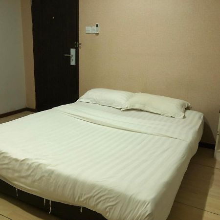 Super Oyo 90668 Joy Inn Miri Exterior foto