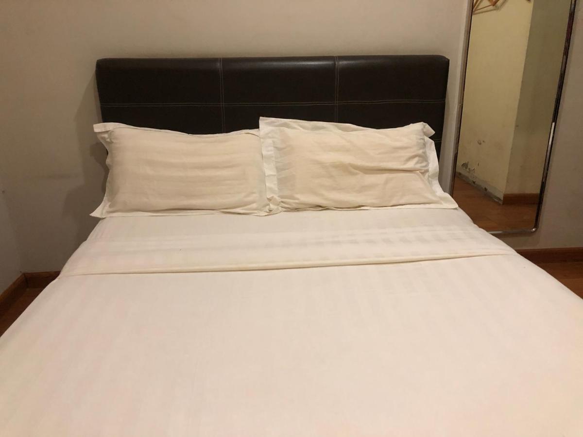 Super Oyo 90668 Joy Inn Miri Exterior foto