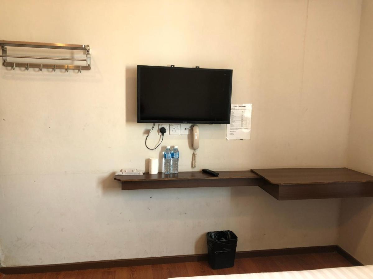 Super Oyo 90668 Joy Inn Miri Exterior foto